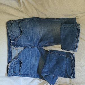 Levis